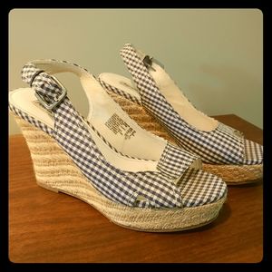 American Eagle Wedges